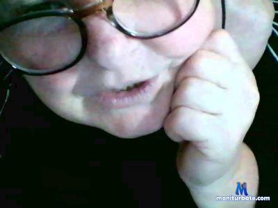 vince59211 cam4 gay performer from French Republic  