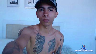 Tyler_Hills cam4 bisexual performer from United States of America plug teen cumshow rollthedice 
