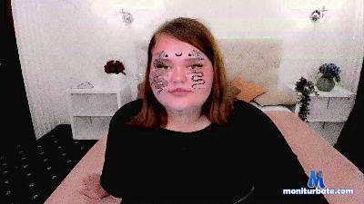 AriellaFefie cam4 bisexual performer from Republic of Belarus ariellafefie 