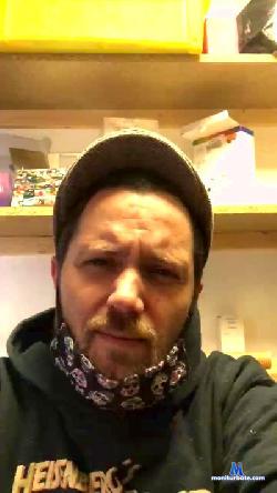 pissandloves cam4 live cam performer profile