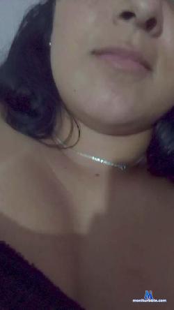 Saraleal cam4 live cam performer profile
