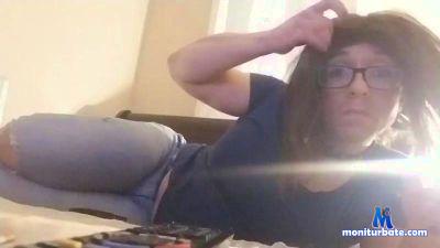 MelodyLynnBelle cam4 bisexual performer from United States of America  