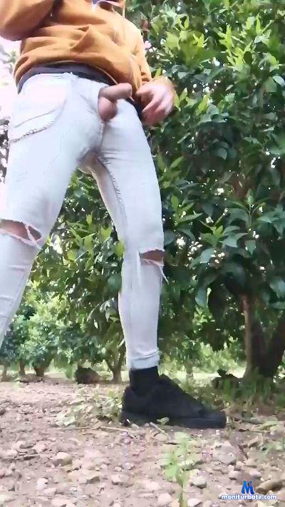 wannadop cam4 bisexual performer from Kingdom of Spain  
