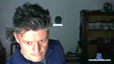 roby697071 cam4 unknown performer from Republic of Italy  