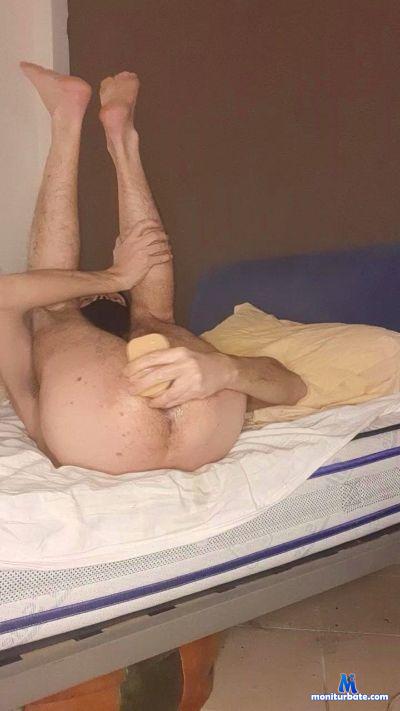 LoveAndCum cam4 bisexual performer from Republic of Italy  