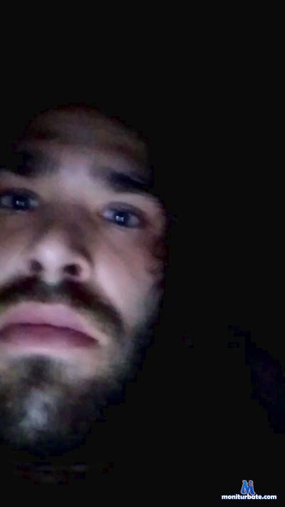 Littleman613 cam4 straight performer from Canada livetouch 