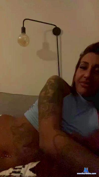 Annie934 cam4 bicurious performer from Kingdom of Sweden Show 