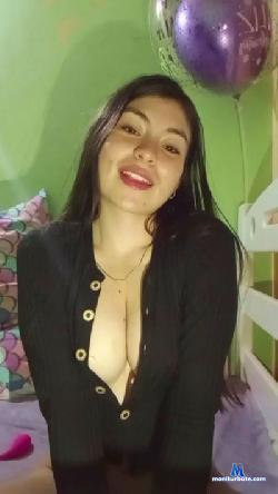 EvelinBunny cam4 live cam performer profile