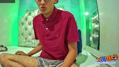 retrosound5 cam4 straight performer from Kingdom of Belgium  