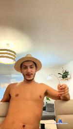 Cestmoile40 cam4 livecam show performer room profile