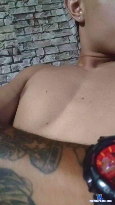 santus188 cam4 bisexual performer from Republic of Colombia  