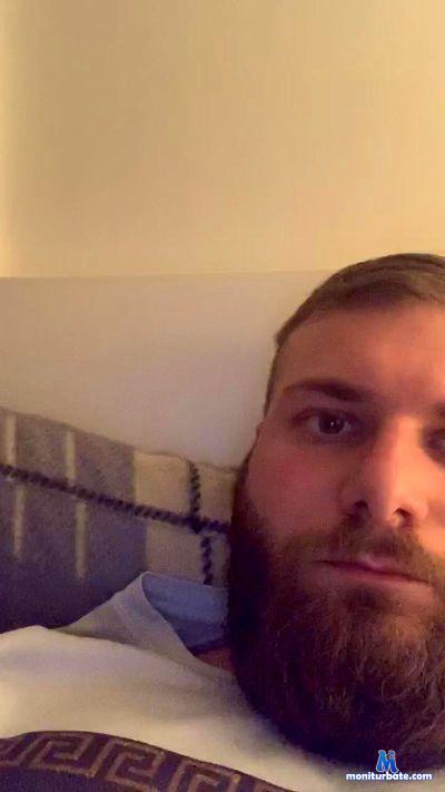 matteo3510 cam4 straight performer from Republic of Italy  
