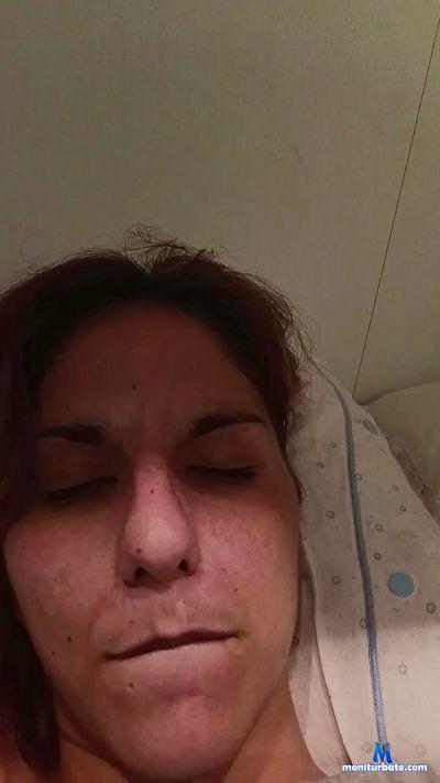 piccolaqueen cam4 unknown performer from Republic of Italy  