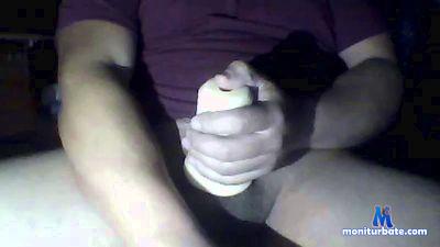 dannygold2020 cam4 bisexual performer from United Kingdom of Great Britain & Northern Ireland  