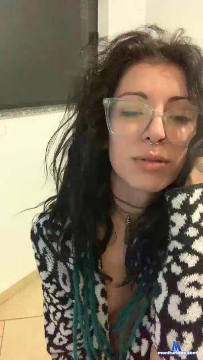 moon_xxxx cam4 straight performer from Federative Republic of Brazil amateur 