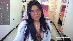 ashlyy18 cam4 live cam performer profile