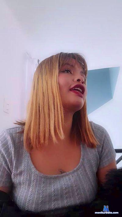 Giselkiut_ cam4 bisexual performer from French Republic amateur pussy cute C2C schoolgirl deepthroat squirt 