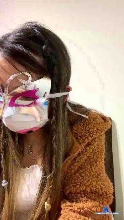 dominique98 cam4 live cam performer profile