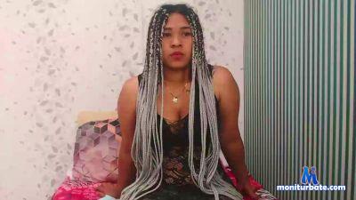 dashalyh cam4 bicurious performer from United States of America ass new curvy boobs blowjob squirting 