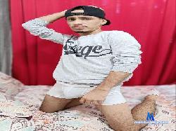 enrique_mr_cock cam4 live cam performer profile
