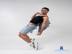 HotPartyfriends cam4 live cam performer profile