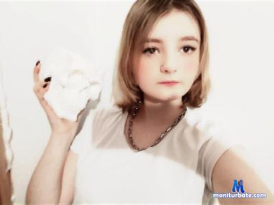 Joilen_Squores cam4 straight performer from Republic of Poland cosplay feet lesbian ass striptease schoolgirl cute 
