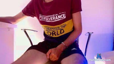 kinky_boys2 cam4 bicurious performer from Republic of Colombia livetouch rollthedice 