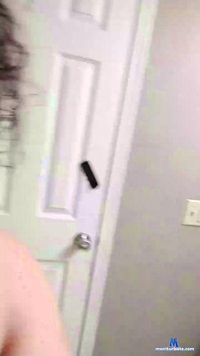 Browns2223 cam4 bicurious performer from United States of America  