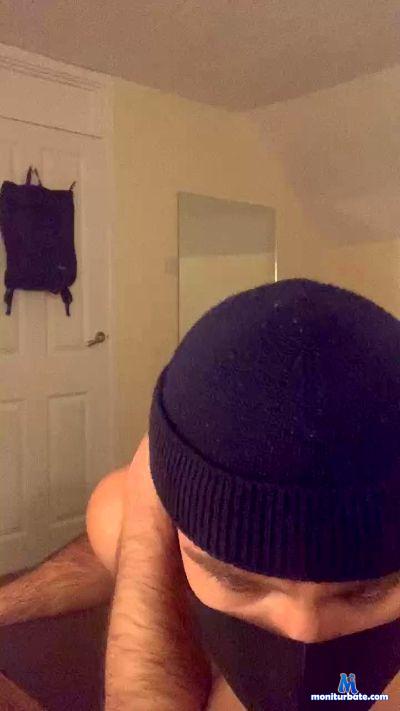 kingfredo1 cam4 bisexual performer from United Kingdom of Great Britain & Northern Ireland rollthedice 