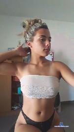 MaxThrust84 cam4 livecam show performer room profile