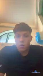 elmacho232 cam4 livecam show performer room profile