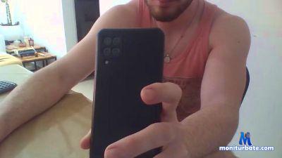 MalcomA cam4 gay performer from Argentine Republic  