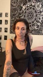 MissLunatic cam4 livecam show performer room profile