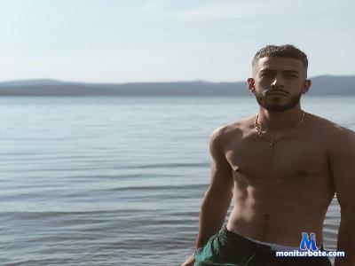 buiomulticolore cam4 straight performer from Republic of Italy  
