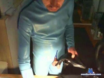 tom_rub cam4 gay performer from Federal Republic of Germany  