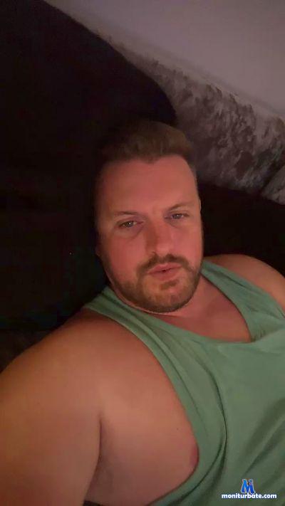 bigboy726 cam4 straight performer from United Kingdom of Great Britain & Northern Ireland  