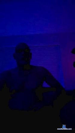 Rimjobhou cam4 live cam performer profile