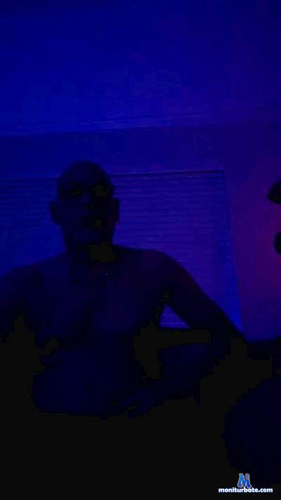 Rimjobhou cam4 gay performer from United States of America  