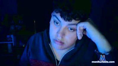 pendejo2002 cam4 bisexual performer from Argentine Republic rollthedice 