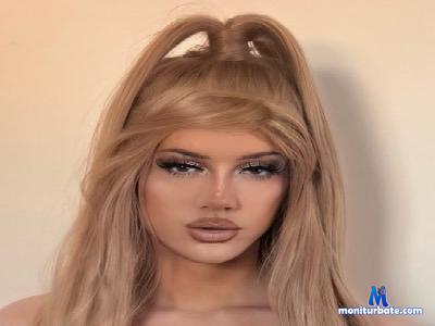 SiennaLaMalfa cam4 bisexual performer from United Kingdom of Great Britain & Northern Ireland  