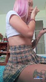 Sweetkleine cam4 livecam show performer room profile