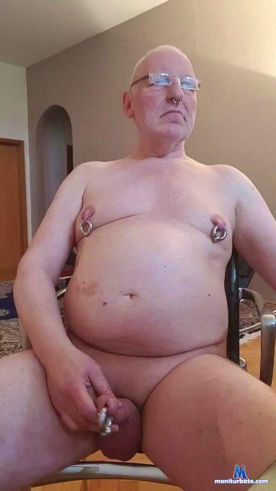 Asminah1 cam4 straight performer from Republic of Madagascar  