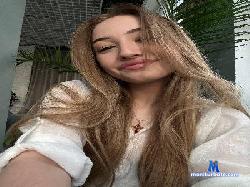 LeishaReitler cam4 live cam performer profile
