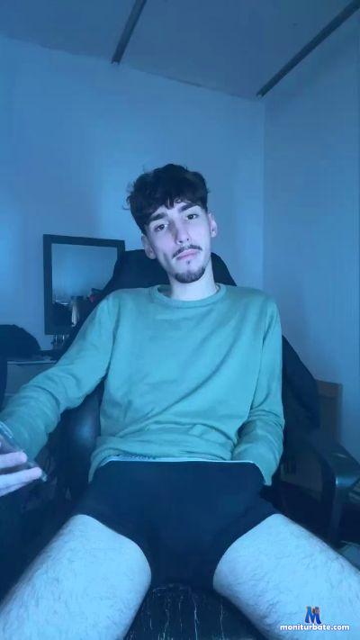 bastennnn cam4 gay performer from French Republic  