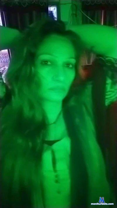 Reema5555 cam4 straight performer from United States of America  
