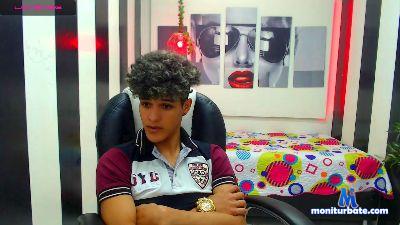 str0kinghot2 cam4 bisexual performer from Canada  