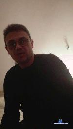 Fragolosi cam4 livecam show performer room profile