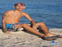 wesleyfreitas cam4 live cam performer profile