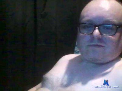 tbag41 cam4 straight performer from United Kingdom of Great Britain & Northern Ireland  