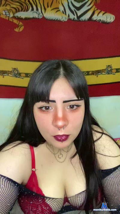 ugly_shinii cam4 bisexual performer from Argentine Republic  
